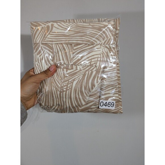 Talbots Womens Tan Tropical Mid Rise Cropped Pants Sz 2 Resortwear Casual Mature - Picture 10 of 10